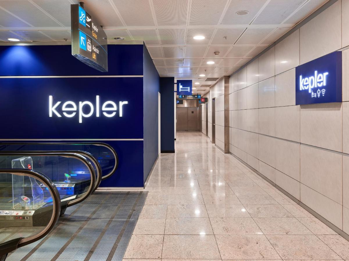 Kepler Club Sabiha Goekcen Airport - International Transit Area — Fotos 2